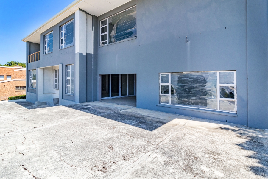 5 Bedroom Property for Sale in La Concorde Western Cape